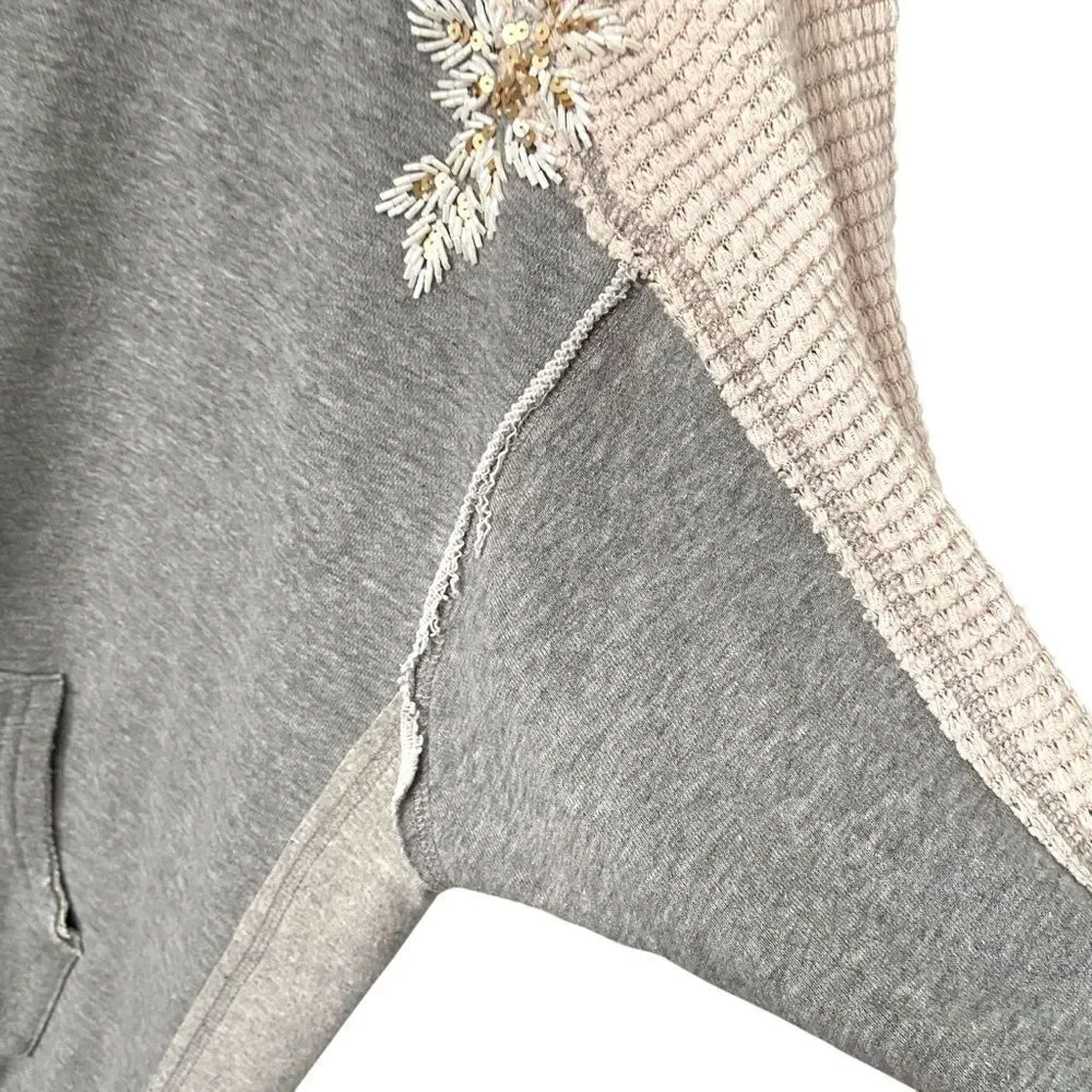 Gimmicks from BKE Embellished Half Zip Sweatshirt in Size XL